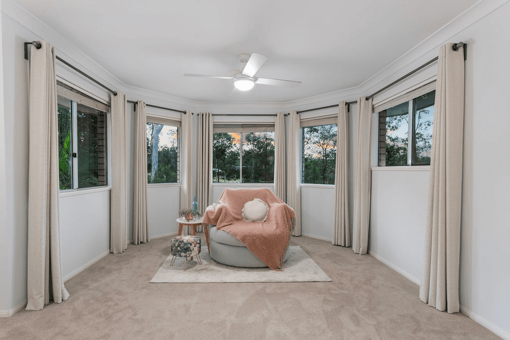 170 Bayley Road, Pine Mountain, QLD 4306