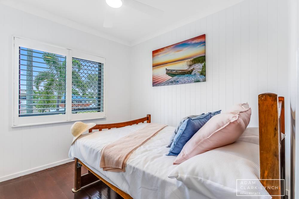 12 Redbank Road, Redcliffe, QLD 4020
