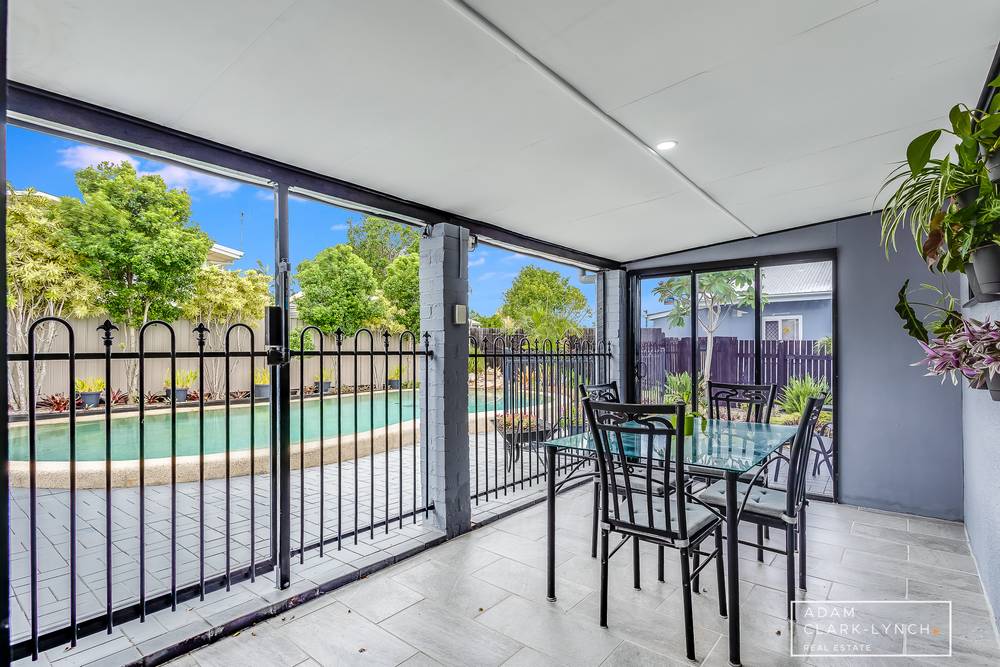 12 Redbank Road, Redcliffe, QLD 4020
