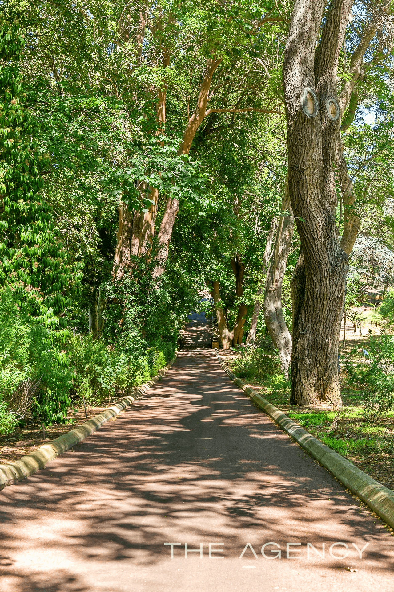 34 Kalamunda Road, Kalamunda, WA 6076