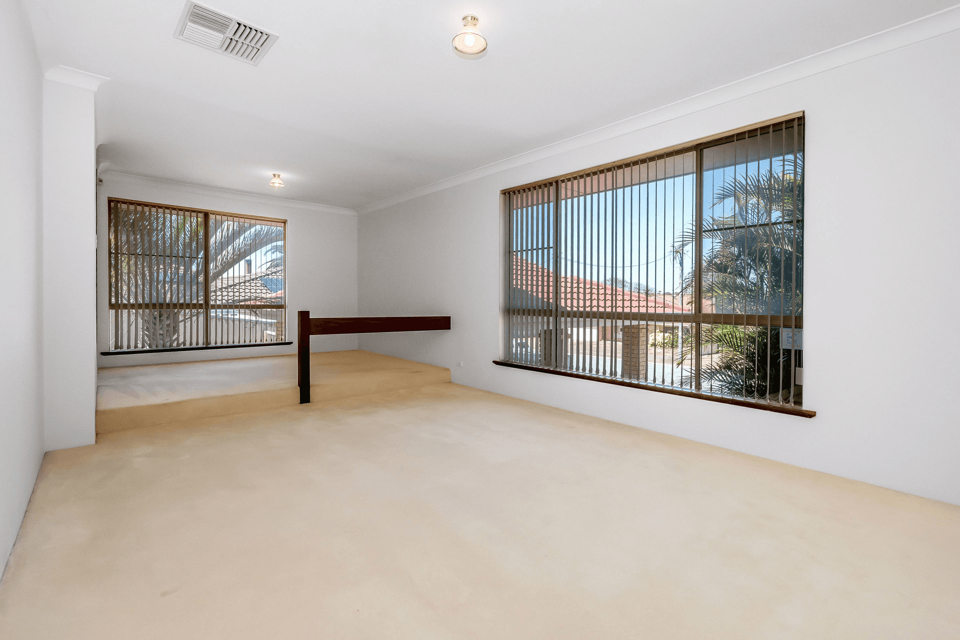 13 Maitland Place, Thornlie, WA 6108