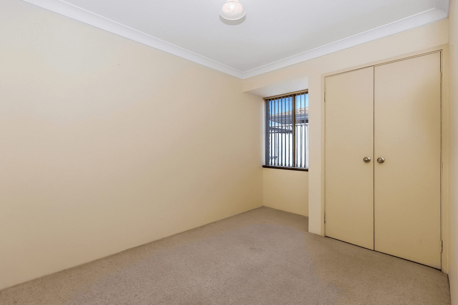 13 Maitland Place, Thornlie, WA 6108