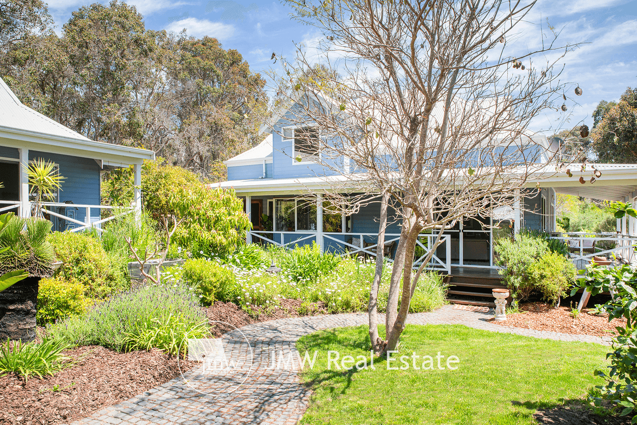 36 Junee Place, YALLINGUP SIDING, WA 6282