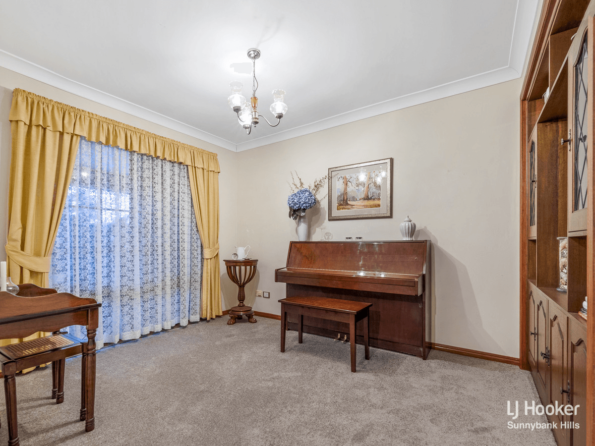 5 Meranti Street, SUNNYBANK HILLS, QLD 4109