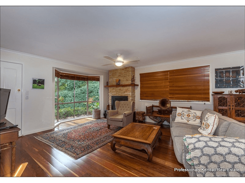 6-10 Meron Court, TAMBORINE MOUNTAIN, QLD 4272