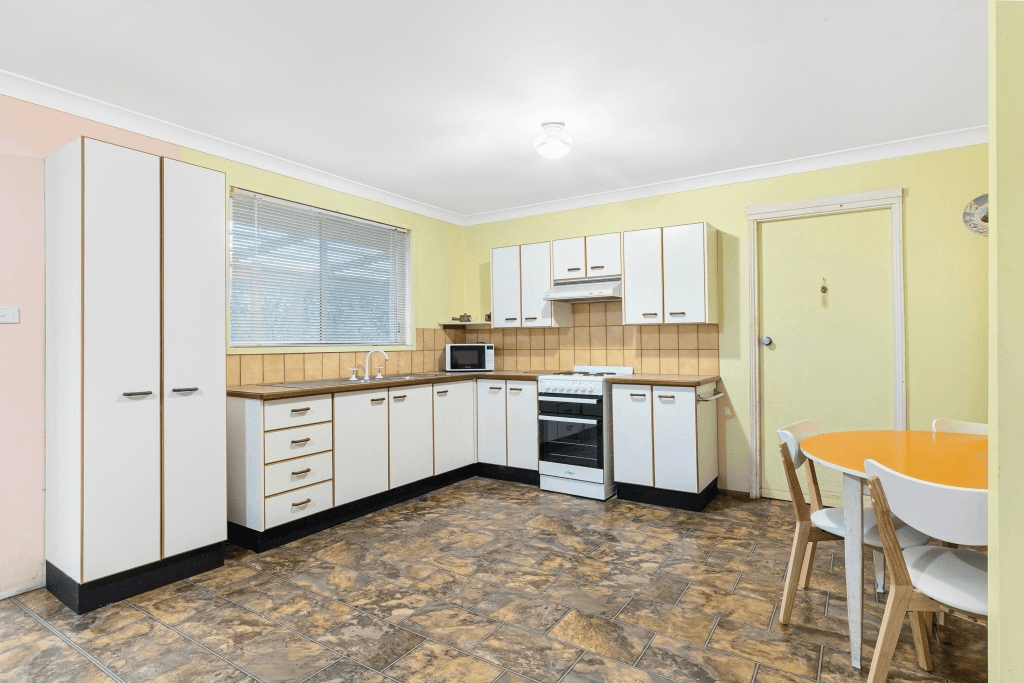 8 Kindarun Close, NIAGARA PARK, NSW 2250