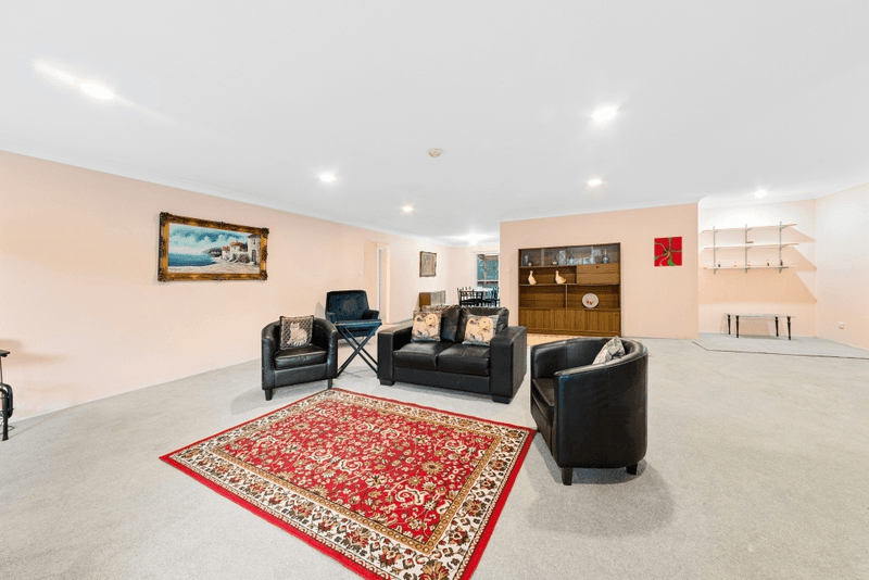 8 Kindarun Close, NIAGARA PARK, NSW 2250