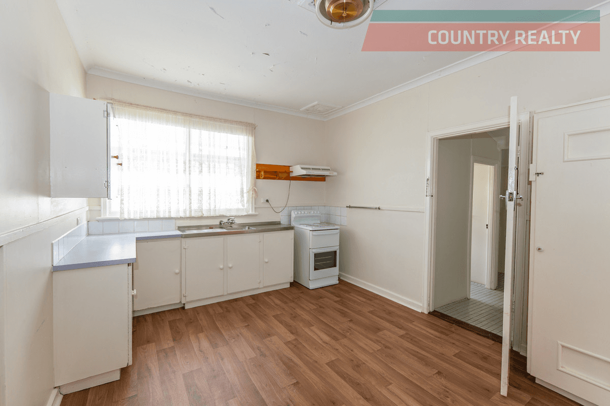 142 Chidlow Street, Northam, WA 6401