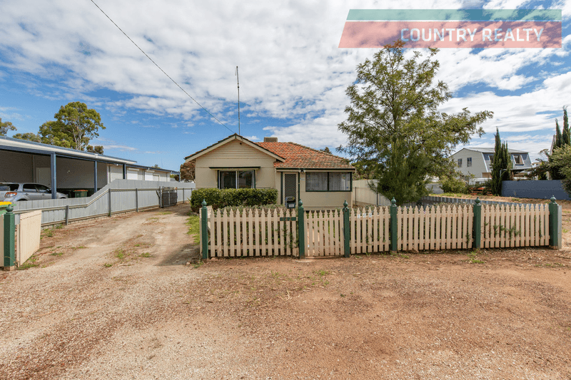 142 Chidlow Street, Northam, WA 6401