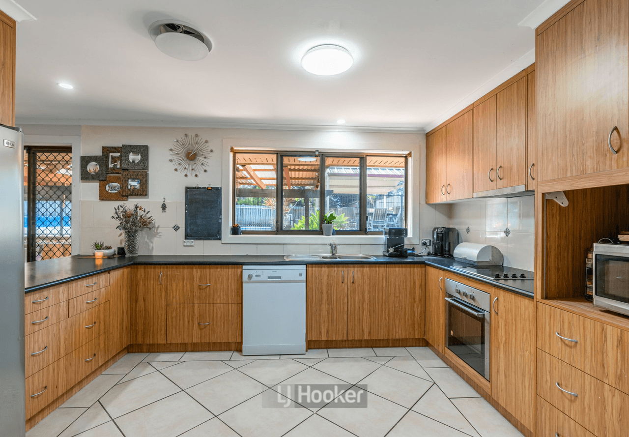 48 Lennons Road, GREENBANK, QLD 4124