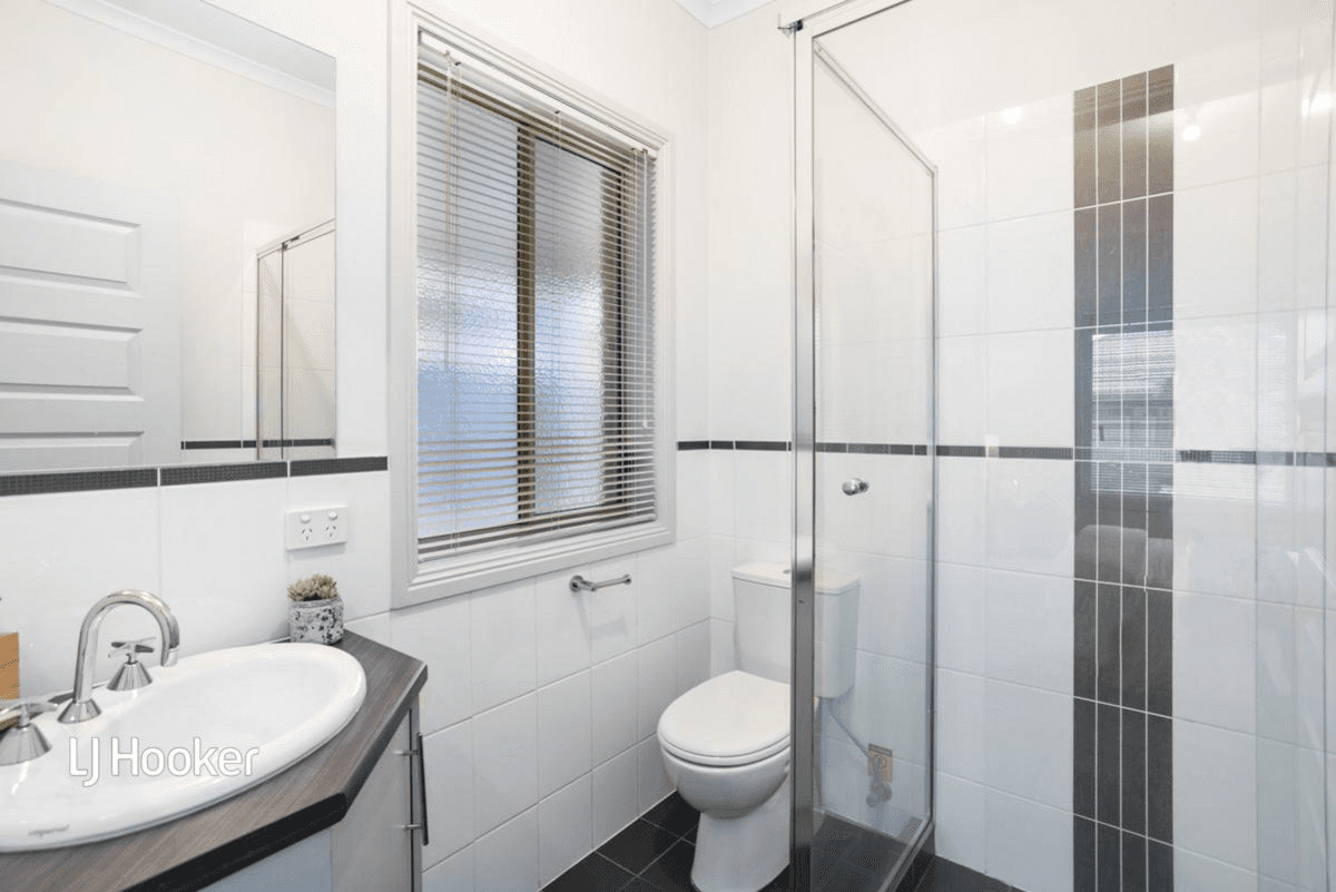 6 Adamson Street, BLAKEVIEW, SA 5114