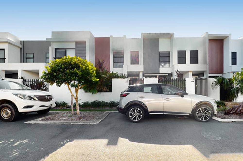 14 REGENT LANE, HOPE ISLAND, QLD 4212