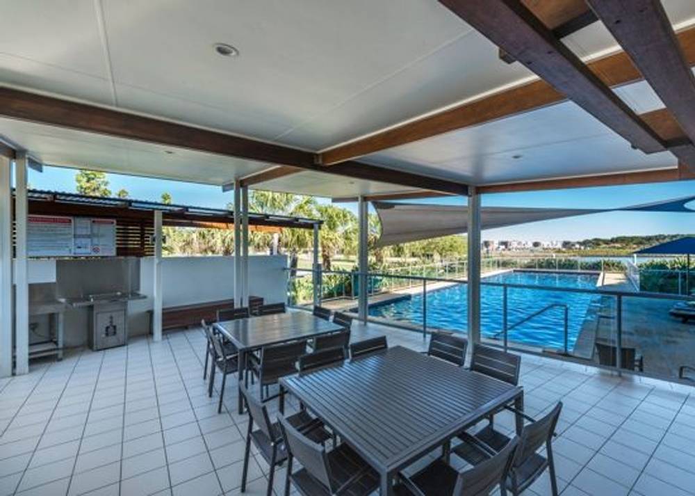 14 REGENT LANE, HOPE ISLAND, QLD 4212