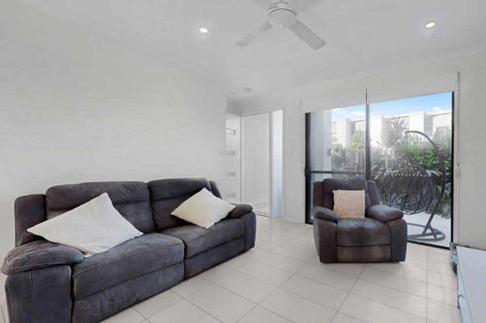14 REGENT LANE, HOPE ISLAND, QLD 4212