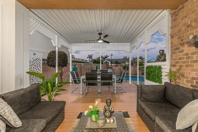 3 Santabelle Crescent, Clear Island Waters, QLD 4226