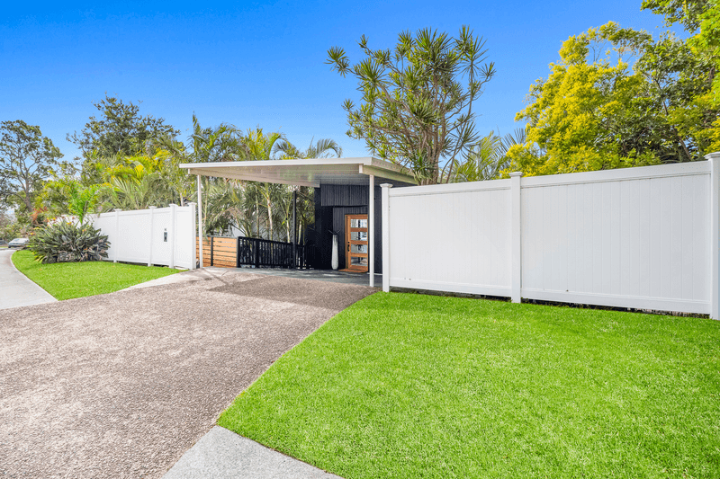 141 K P McGrath Drive, ELANORA, QLD 4221