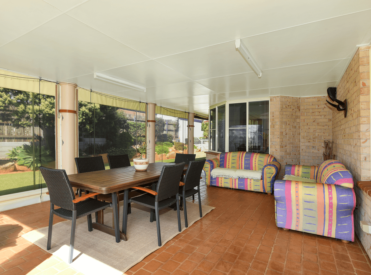 7 Parsley Drive, MIDDLE RIDGE, QLD 4350