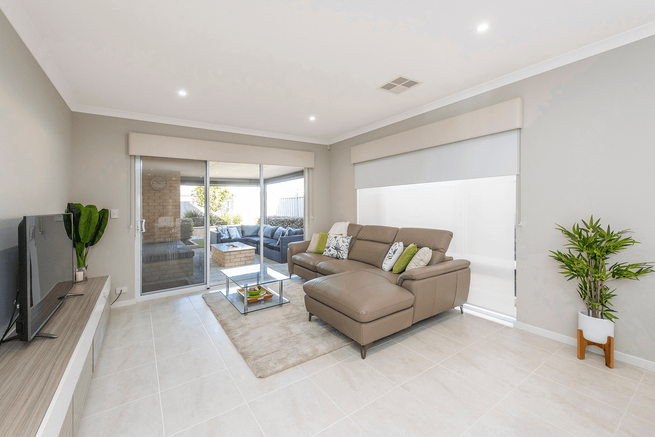 3 Minara Street, GOLDEN BAY, WA 6174