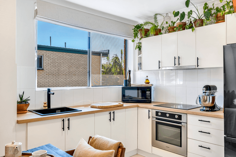 2/15 Trackson Street, , QLD 4051