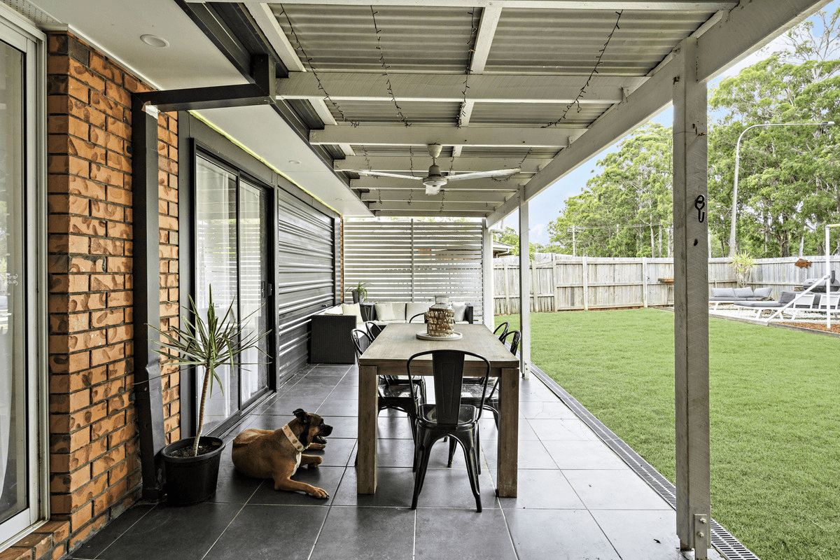 74 Crestwood Avenue, MORAYFIELD, QLD 4506