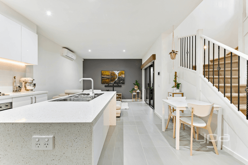 2 Harricks Crescent, Westmeadows, VIC 3049