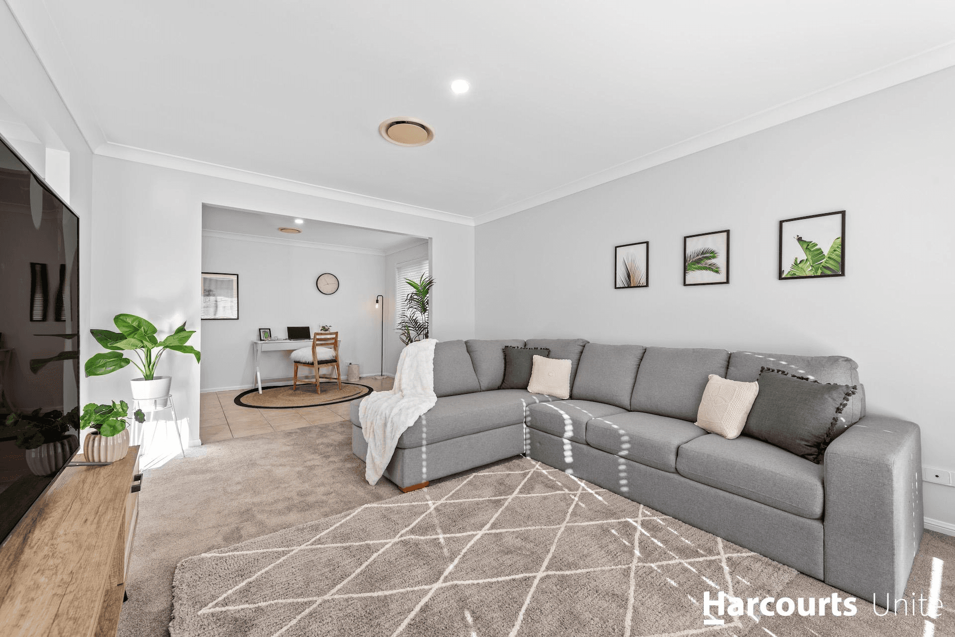 8 Nicholas Street, NORTH LAKES, QLD 4509