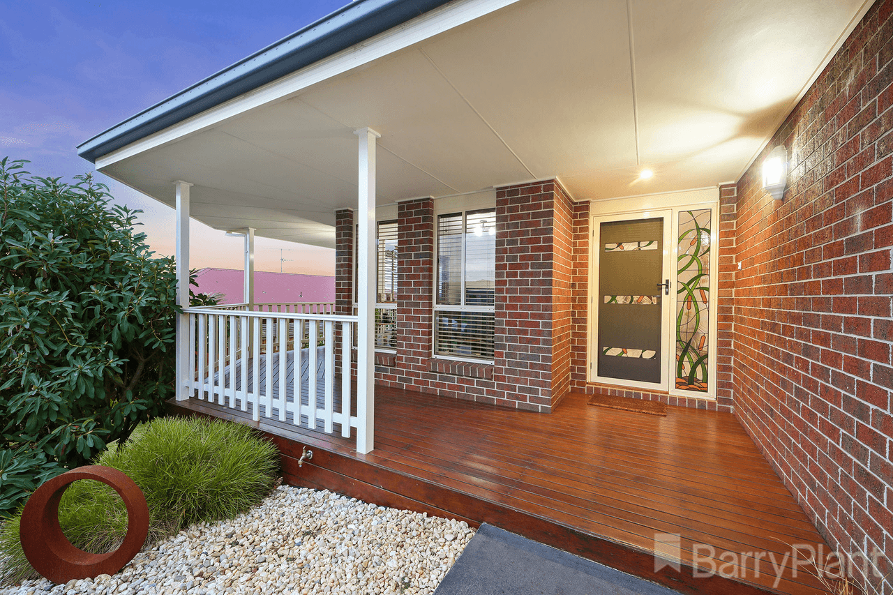 16 Grange Crescent, Warragul, VIC 3820