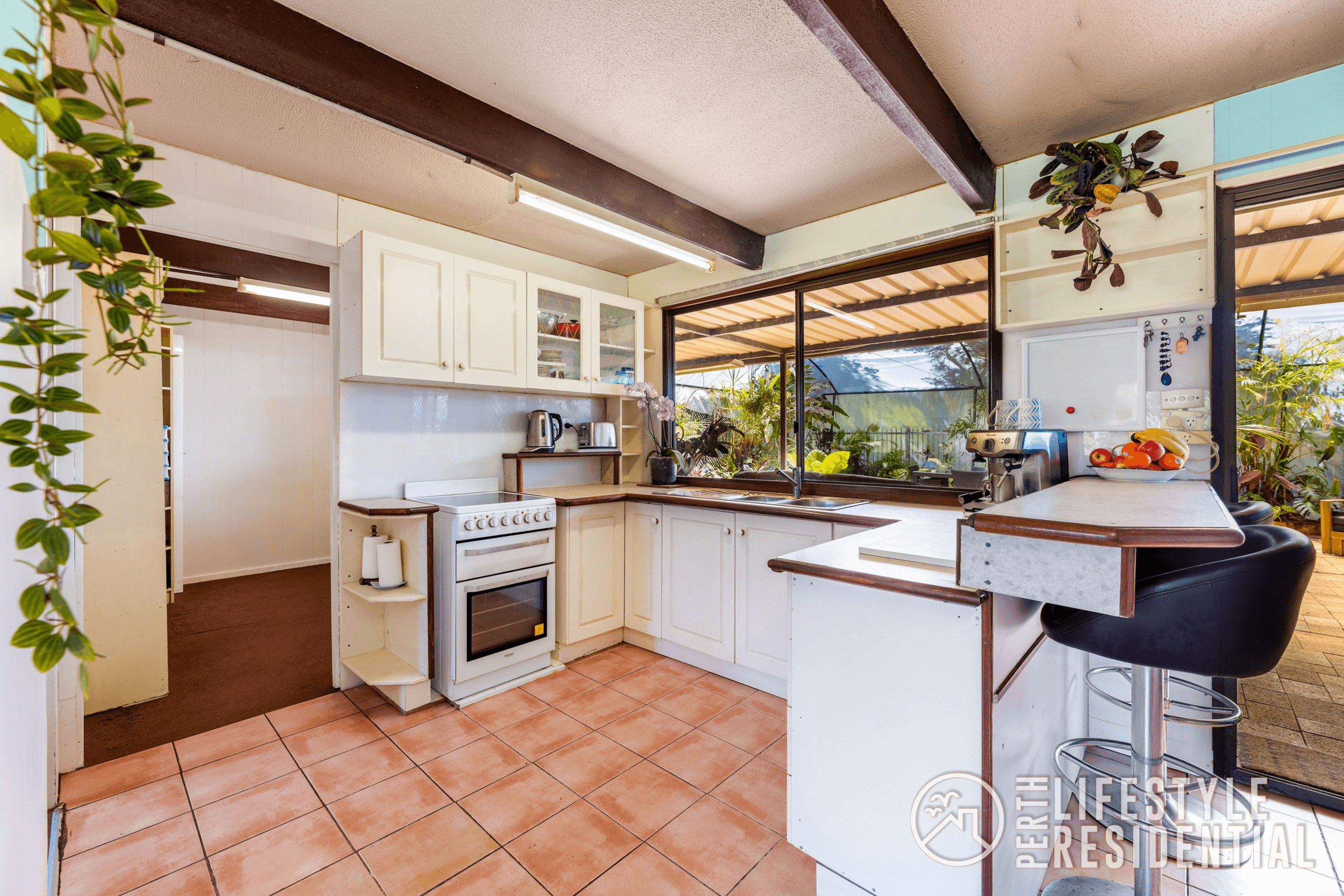 36 Neaves Road, MARIGINIUP, WA 6078