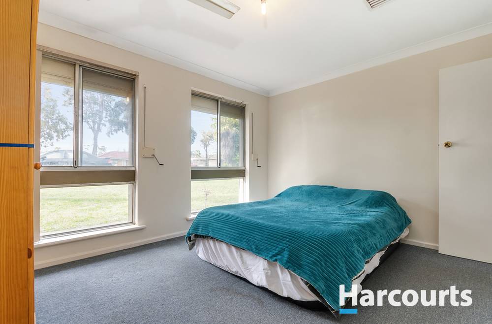 94 Marangaroo Drive, GIRRAWHEEN, WA 6064