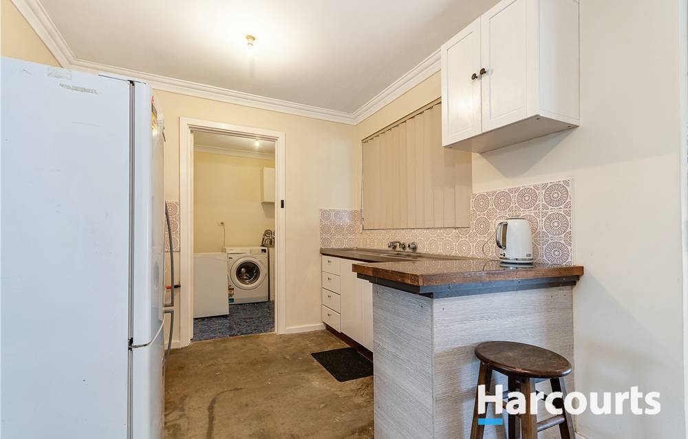 94 Marangaroo Drive, GIRRAWHEEN, WA 6064