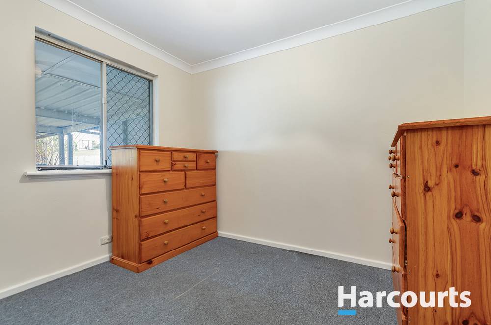 94 Marangaroo Drive, GIRRAWHEEN, WA 6064