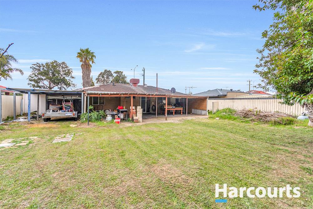 94 Marangaroo Drive, GIRRAWHEEN, WA 6064