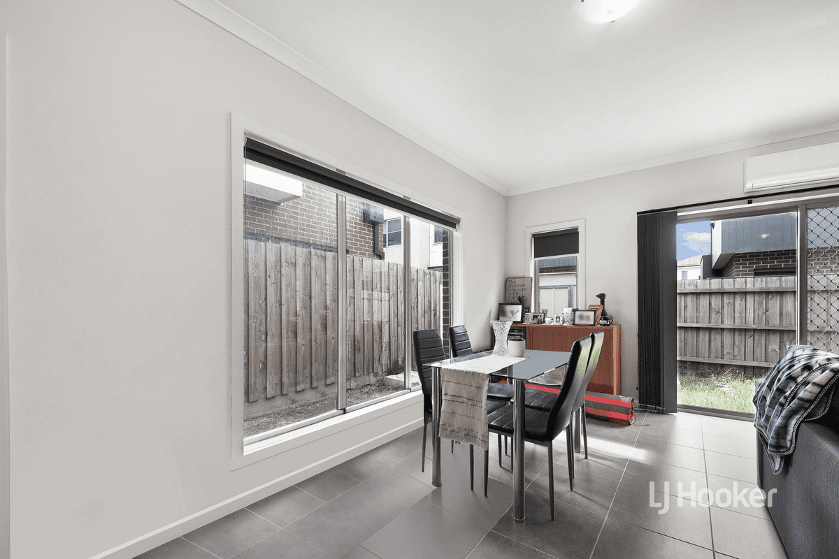 36/64 Escapade Boulevard, CRAIGIEBURN, VIC 3064