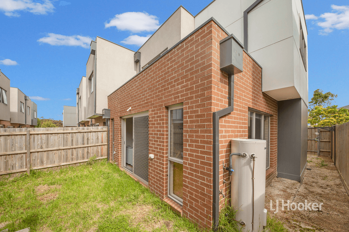 36/64 Escapade Boulevard, CRAIGIEBURN, VIC 3064