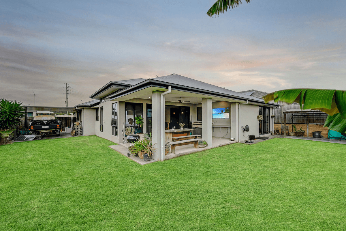 32 Beilby Crescent, Pimpama, QLD 4209