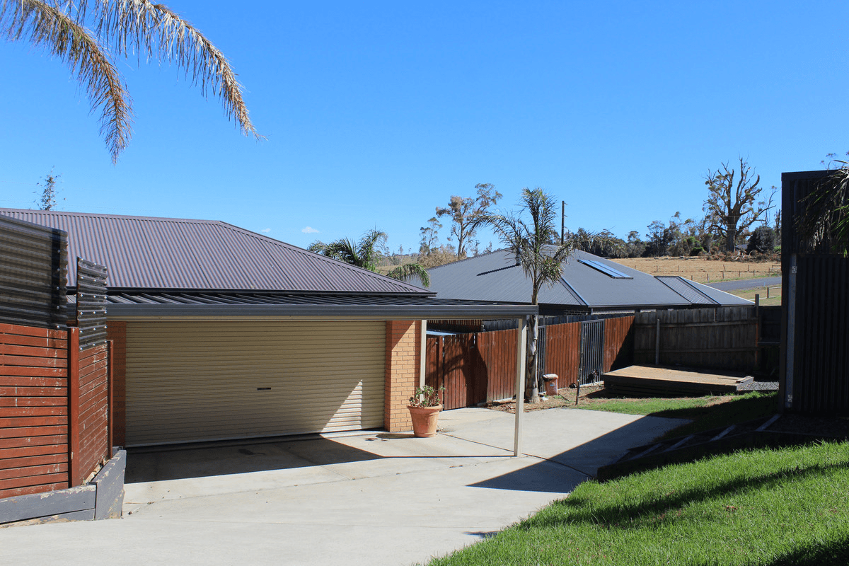 12 Eldon Court, Mirboo North, VIC 3871