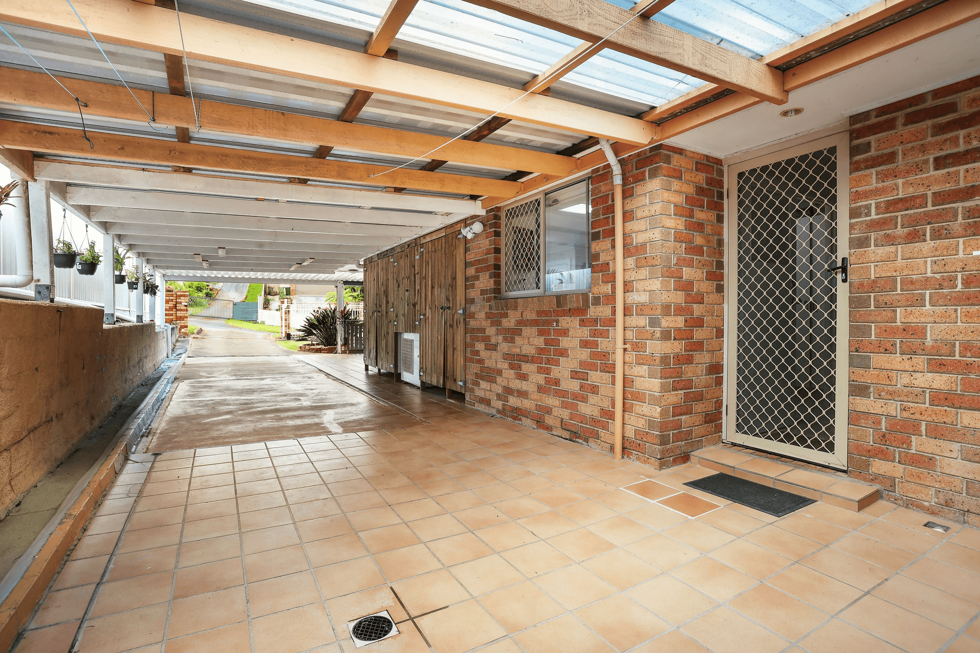 44 Watford Crescent, MOLENDINAR, QLD 4214