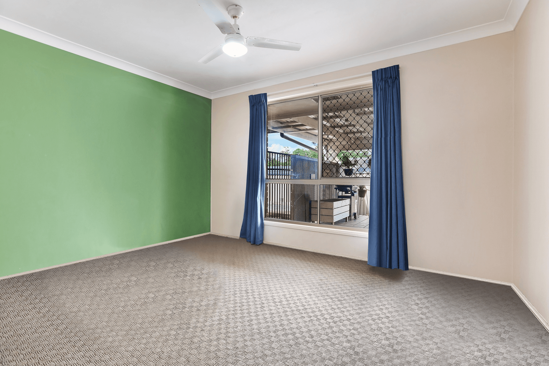 44 Watford Crescent, MOLENDINAR, QLD 4214