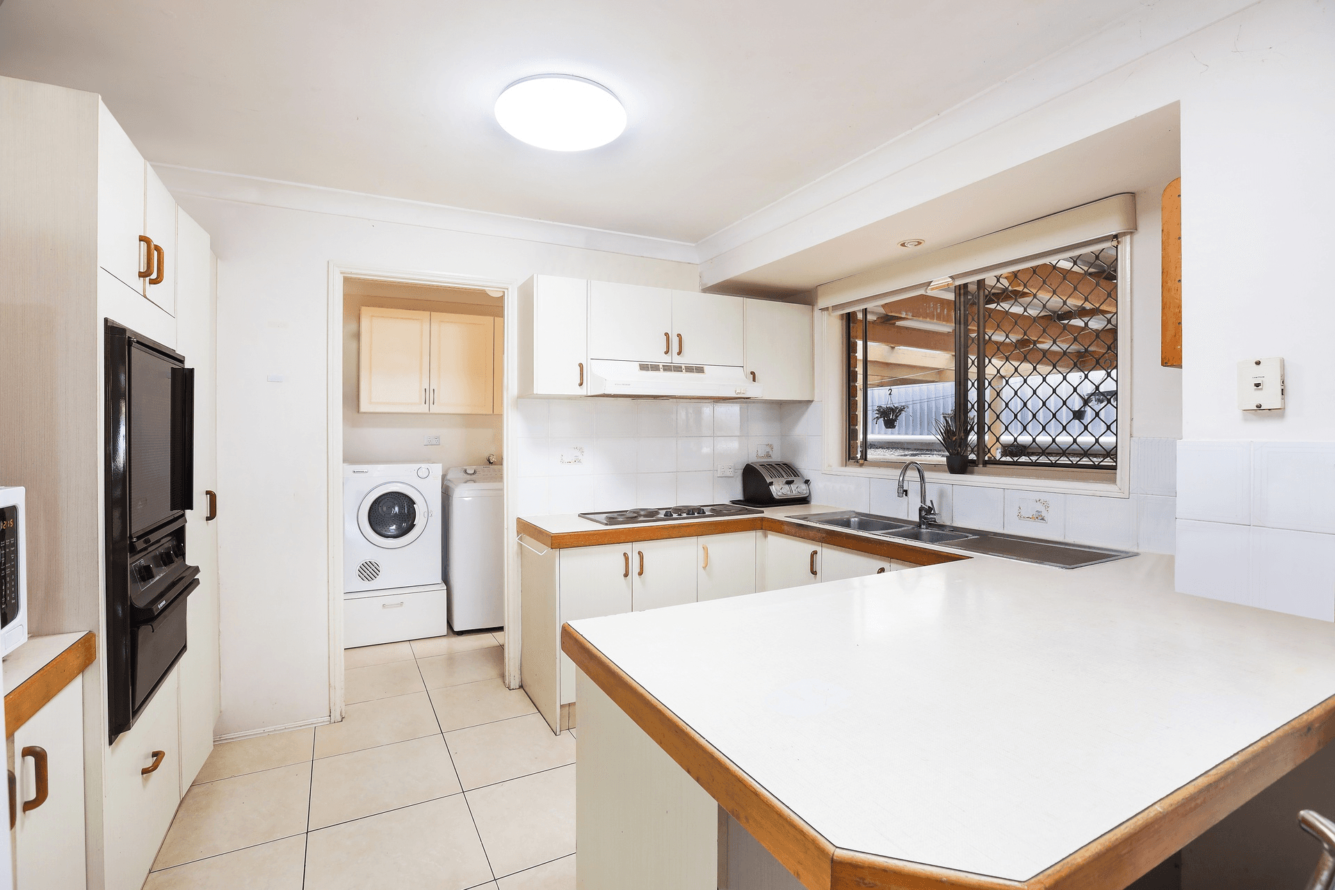 44 Watford Crescent, MOLENDINAR, QLD 4214