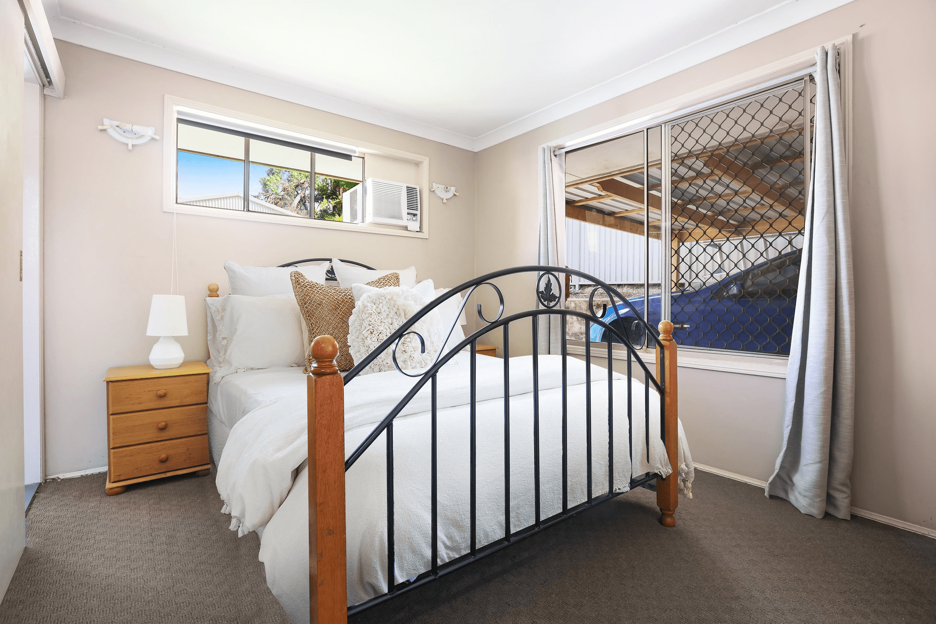 44 Watford Crescent, MOLENDINAR, QLD 4214