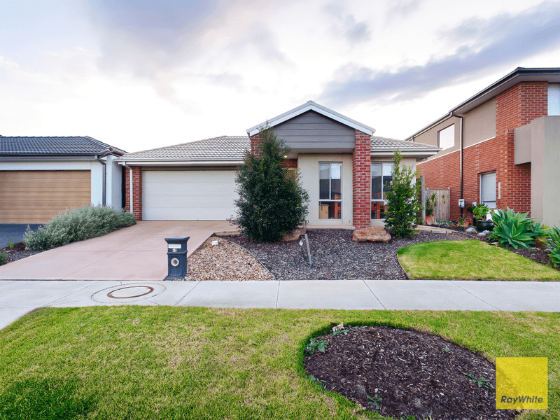 42 Kittyhawk Road, POINT COOK, VIC 3030