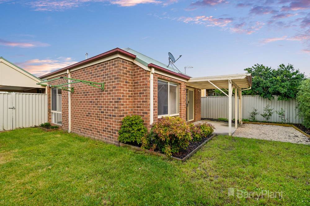 1 Willowbank Pocket, Pakenham, VIC 3810