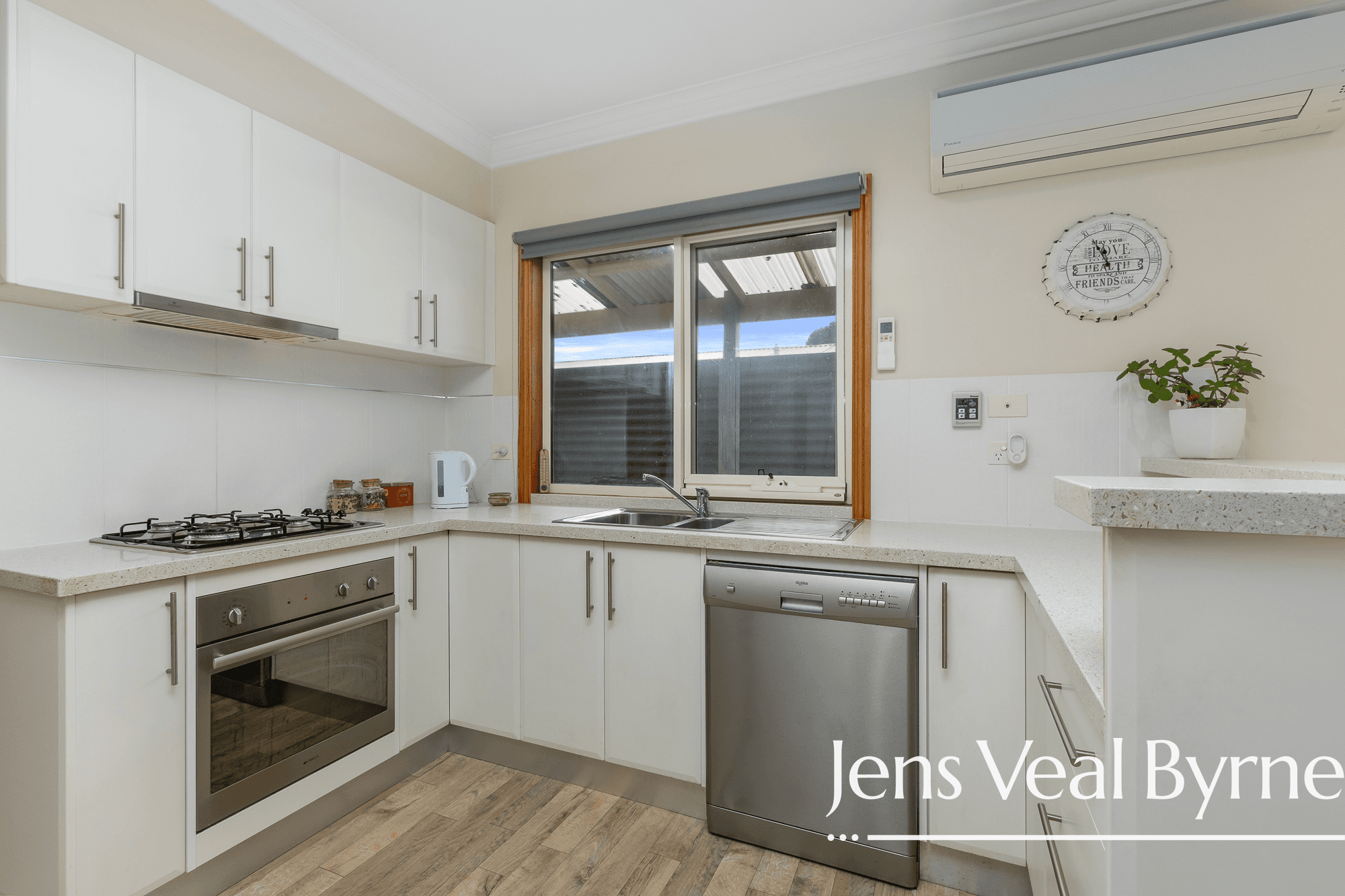 3A Clayton Street, Golden Point, VIC 3350