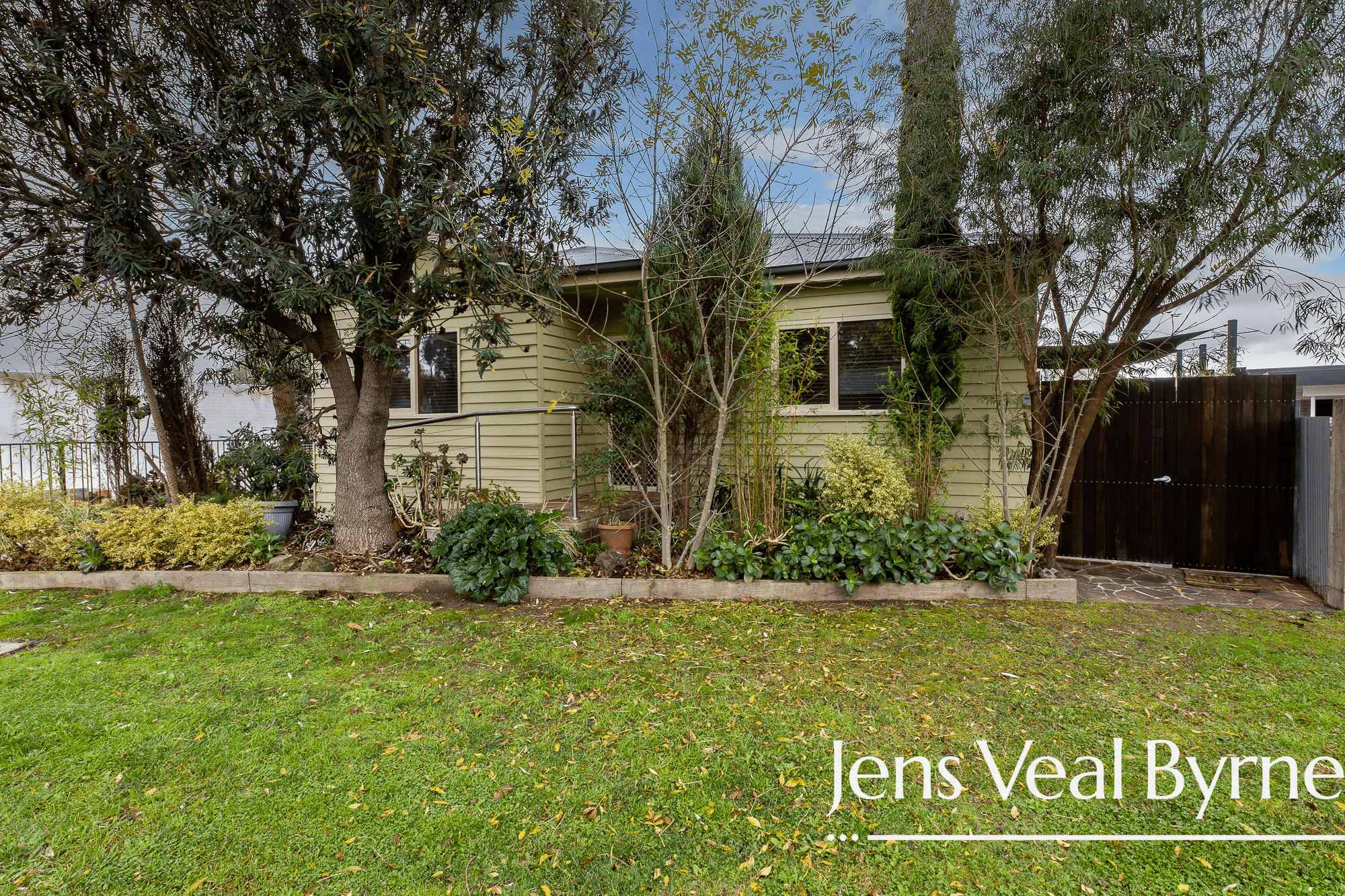 3A Clayton Street, Golden Point, VIC 3350