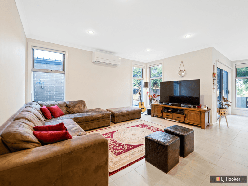 12 Nest Place, POINT COOK, VIC 3030