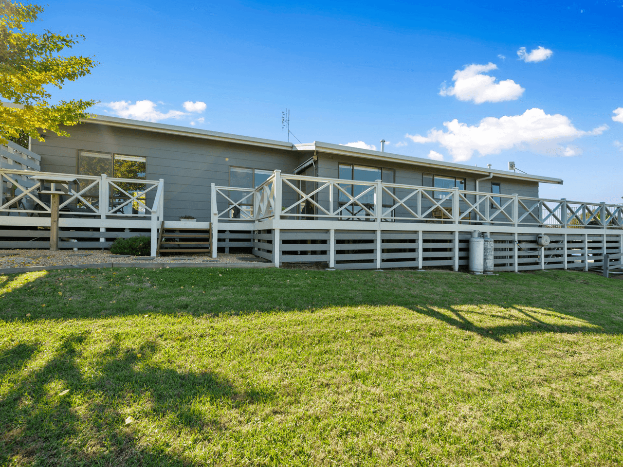 38 Phillip Street, BRUTHEN, VIC 3885