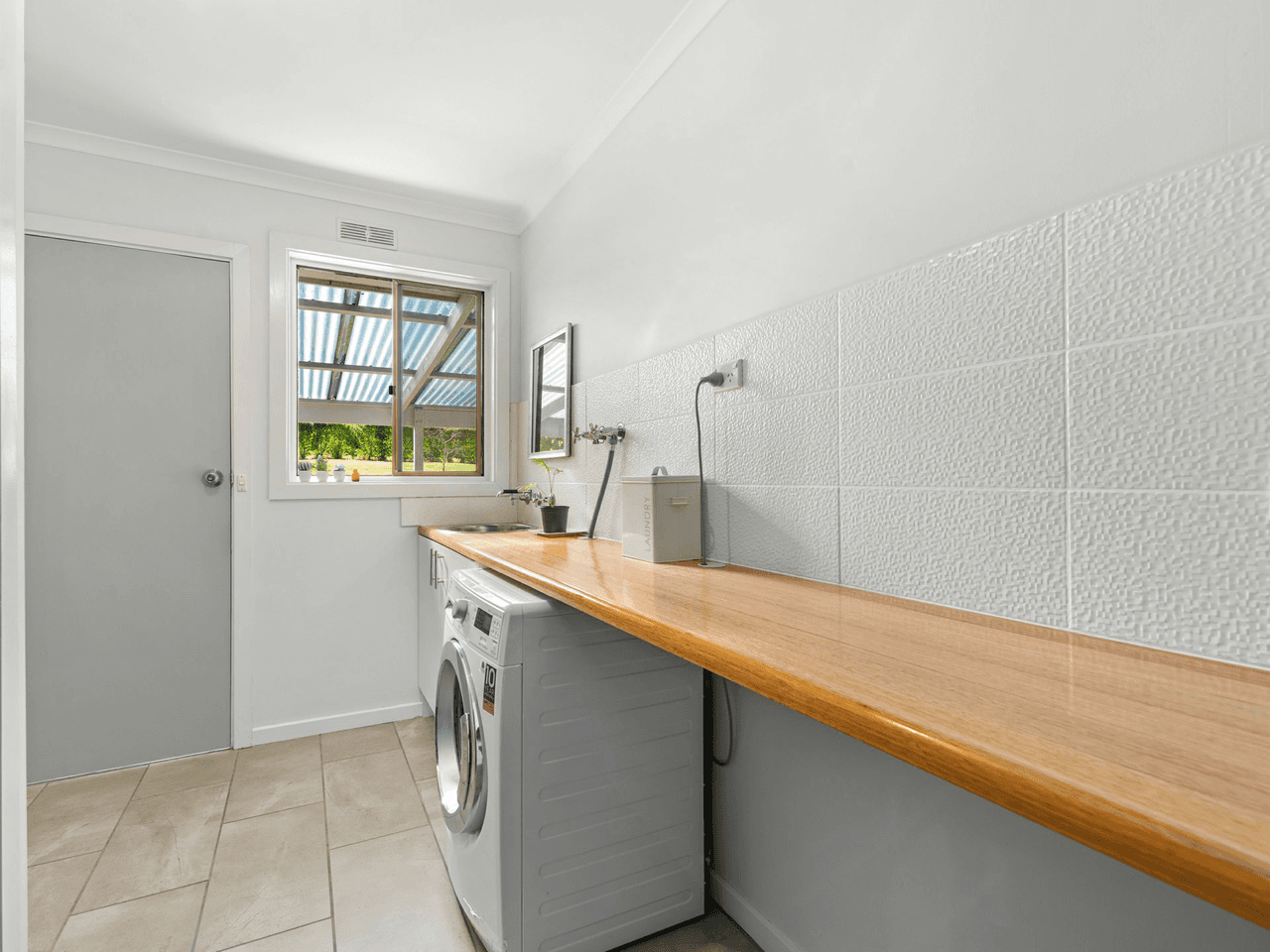 38 Phillip Street, BRUTHEN, VIC 3885