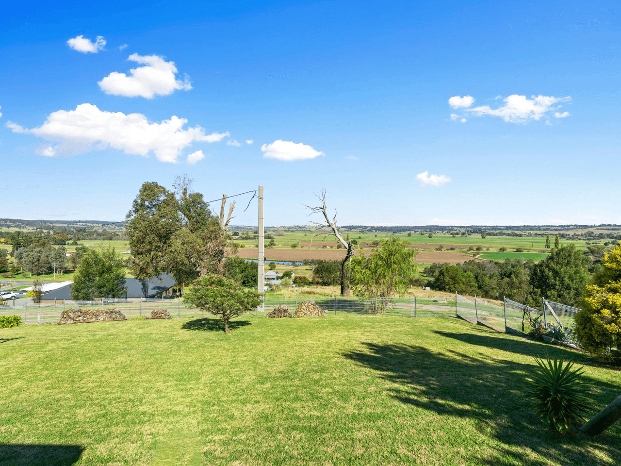 38 Phillip Street, BRUTHEN, VIC 3885