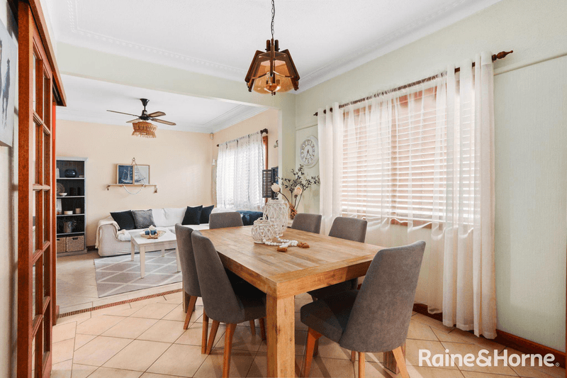 69 Rogers Street, ROSELANDS, NSW 2196