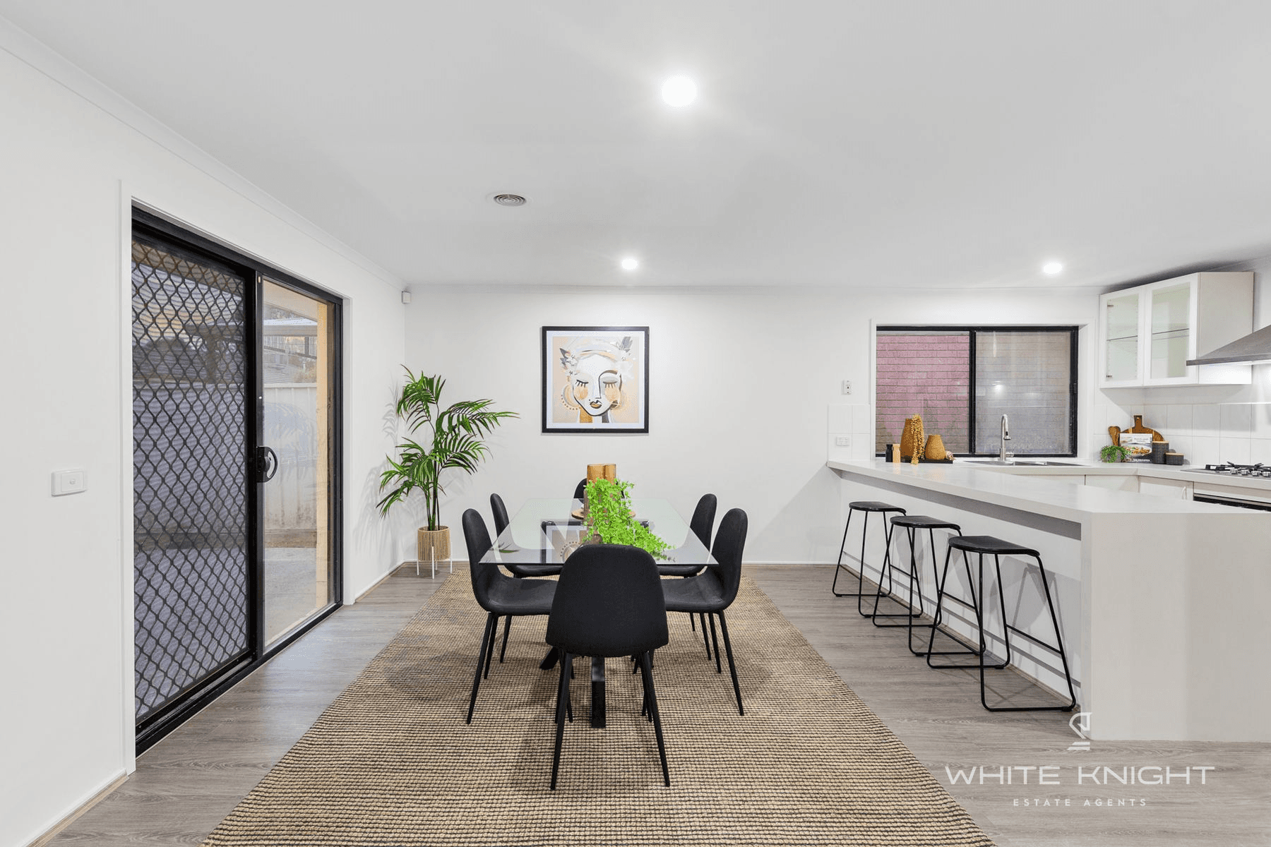 8 Lanaghan Avenue, Caroline Springs, VIC 3023